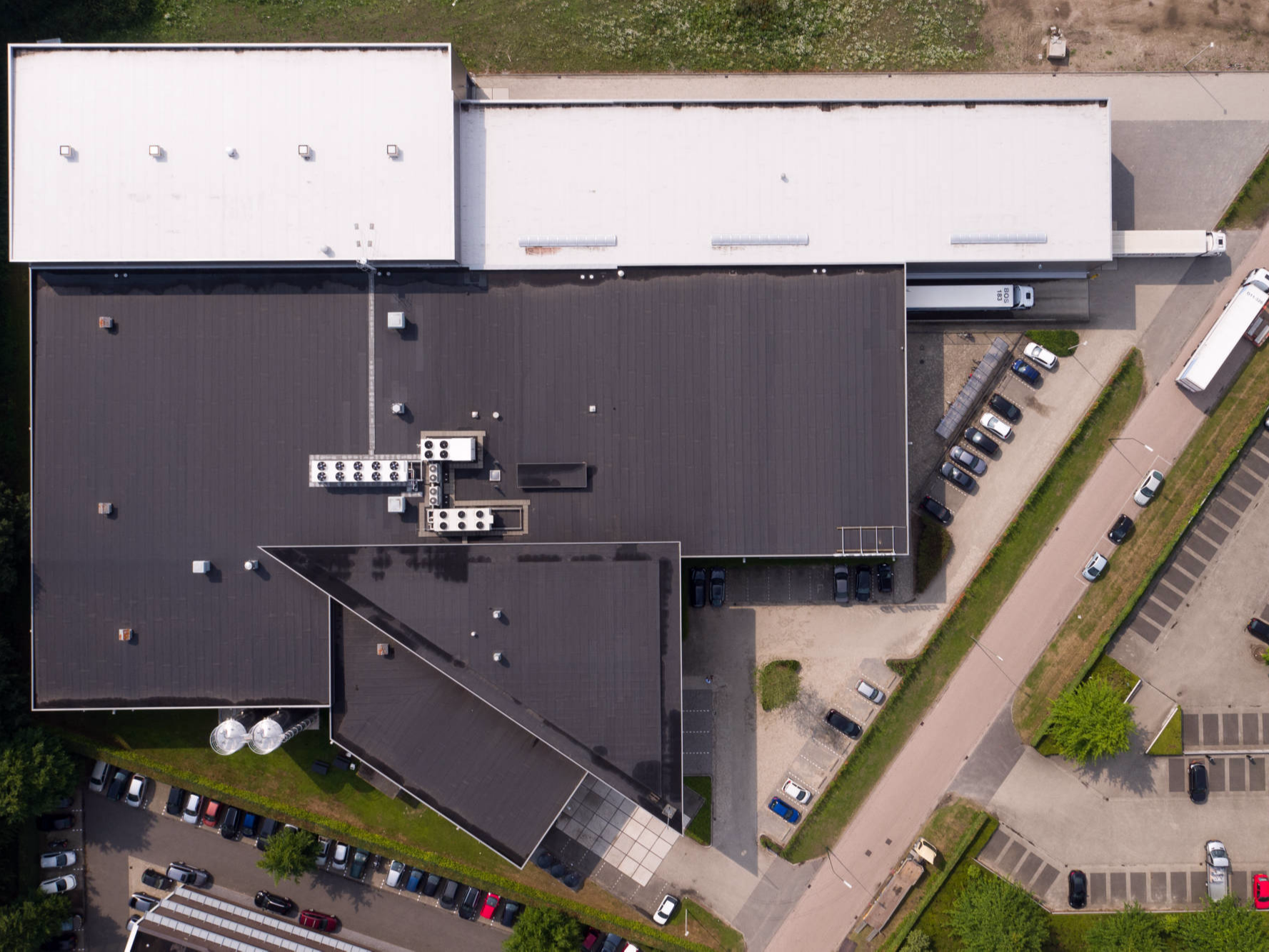 Luchtfoto bedrijfslocatie